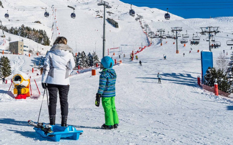 Kind op de piste in Les Menuires